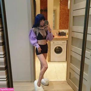momsaysitsok / idawnbabe / killbill4u / mamkadoma / ministrelia / momsaysitsokey / myavka / myfriends nude photo #0001