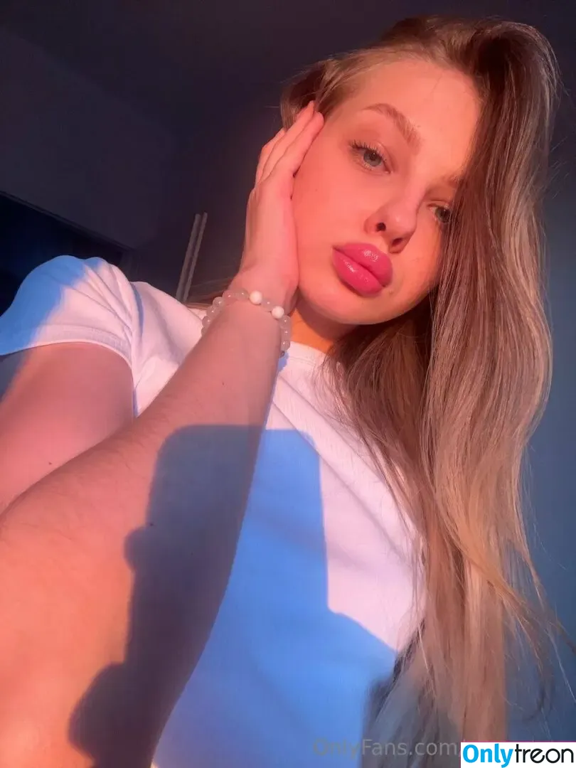 mon_mon nude photo #0070 (mon_mo_mo_mon)