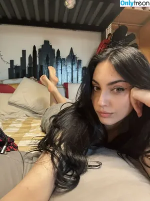 Mona Schon / Italian Streamer / monaschon nude photo #0119