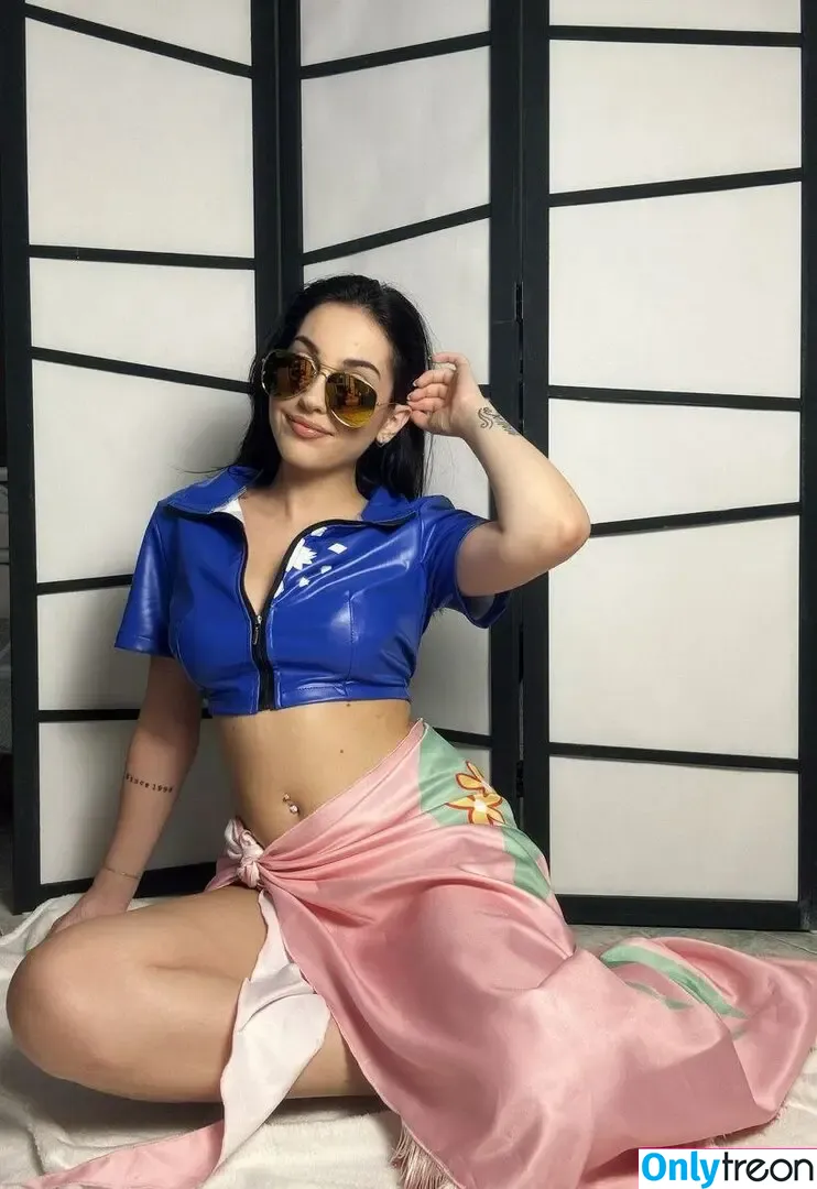 Mona Schon nude photo #0115 (Italian Streamer / monaschon)