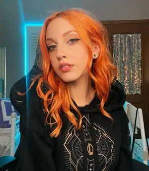 Mona Schon / Italian Streamer / monaschon nude photo #0004
