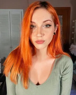 Mona Schon / Italian Streamer / monaschon nude photo #0016