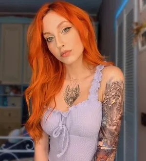 Mona Schon / Italian Streamer / monaschon nude photo #0032