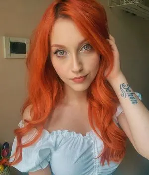 Mona Schon / Italian Streamer / monaschon nude photo #0035
