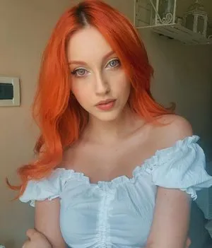 Mona Schon / Italian Streamer / monaschon nude photo #0036