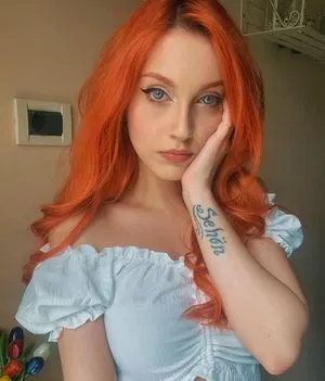 Mona Schon / Italian Streamer / monaschon nude photo #0037