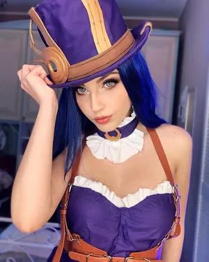 Mona Schon / Italian Streamer / monaschon nude photo #0061