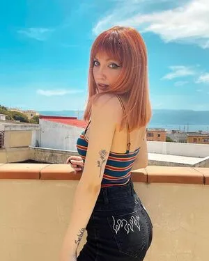 Mona Schon / Italian Streamer / monaschon nude photo #0074