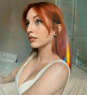 Mona Schon / Italian Streamer / monaschon nude photo #0092