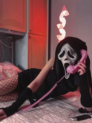 Mona Schon / Italian Streamer / monaschon nude photo #0120