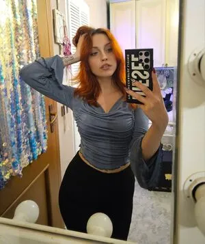 Mona Schon / Italian Streamer / monaschon nude photo #0131