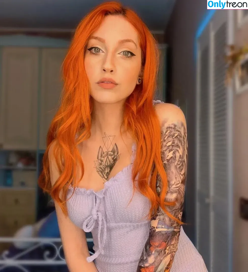 Mona Schon nude photo #0033 (Italian Streamer / monaschon)