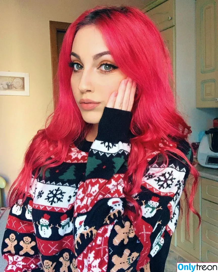 Mona Schon nude photo #0057 (Italian Streamer / monaschon)