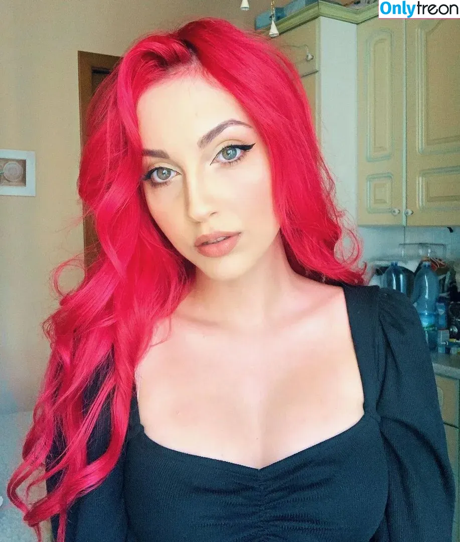 Mona Schon nude photo #0060 (Italian Streamer / monaschon)
