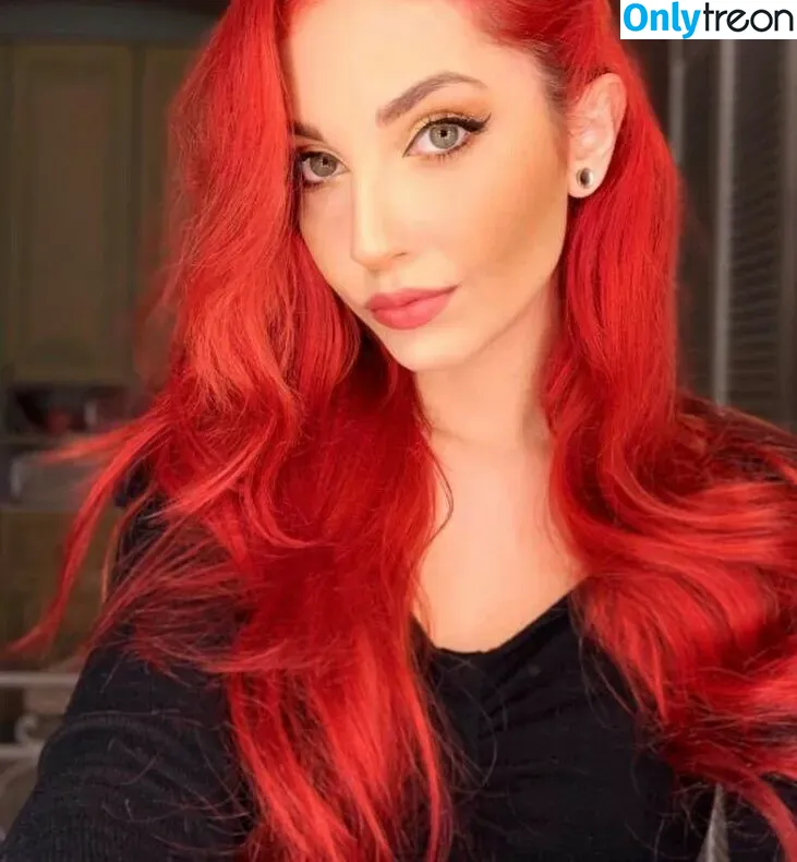 Mona Schon nude photo #0082 (Italian Streamer / monaschon)