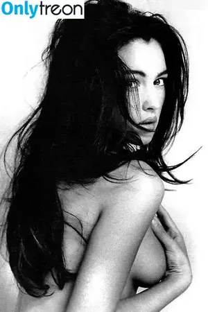 Monica Bellucci / aMonicaBellucci / bellucciginebra / monicabellucciofficiel nude photo #0337