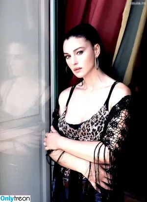 Monica Bellucci / aMonicaBellucci / bellucciginebra / monicabellucciofficiel nude photo #0351