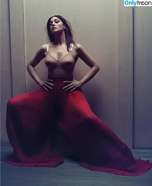 Monica Bellucci / aMonicaBellucci / bellucciginebra / monicabellucciofficiel nude photo #0435