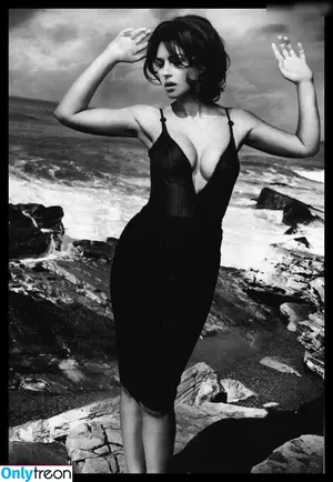 Monica Bellucci / aMonicaBellucci / bellucciginebra / monicabellucciofficiel nude photo #0440