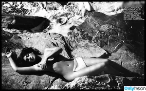 Monica Bellucci / aMonicaBellucci / bellucciginebra / monicabellucciofficiel nude photo #0442