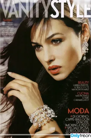 Monica Bellucci / aMonicaBellucci / bellucciginebra / monicabellucciofficiel nude photo #0452