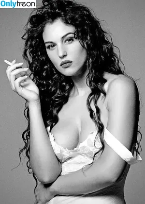 Monica Bellucci / aMonicaBellucci / bellucciginebra / monicabellucciofficiel nude photo #0492