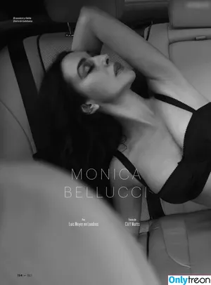 Monica Bellucci / aMonicaBellucci / bellucciginebra / monicabellucciofficiel nude photo #0533