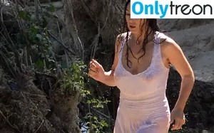Monica Bellucci / aMonicaBellucci / bellucciginebra / monicabellucciofficiel nude photo #0572