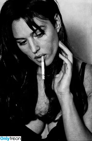 Monica Bellucci / aMonicaBellucci / bellucciginebra / monicabellucciofficiel nude photo #0653
