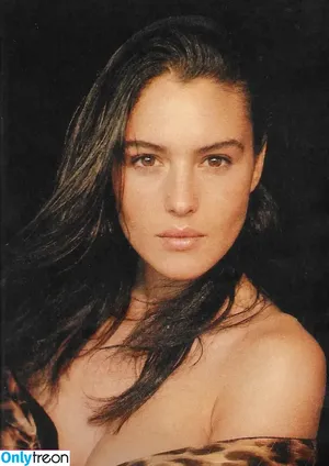 Monica Bellucci / aMonicaBellucci / bellucciginebra / monicabellucciofficiel nude photo #0663