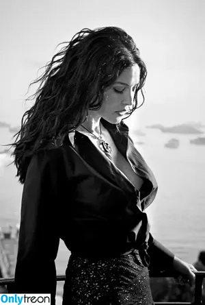 Monica Bellucci / aMonicaBellucci / bellucciginebra / monicabellucciofficiel nude photo #0708