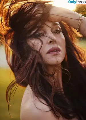 Monica Bellucci / aMonicaBellucci / bellucciginebra / monicabellucciofficiel nude photo #0774