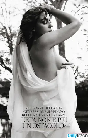 Monica Bellucci / aMonicaBellucci / bellucciginebra / monicabellucciofficiel nude photo #0832
