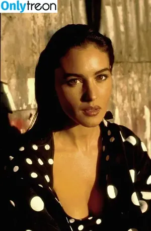 Monica Bellucci / aMonicaBellucci / bellucciginebra / monicabellucciofficiel nude photo #0894