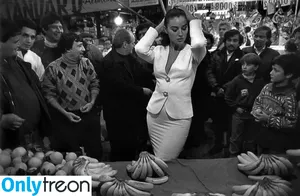 Monica Bellucci / aMonicaBellucci / bellucciginebra / monicabellucciofficiel nude photo #0901