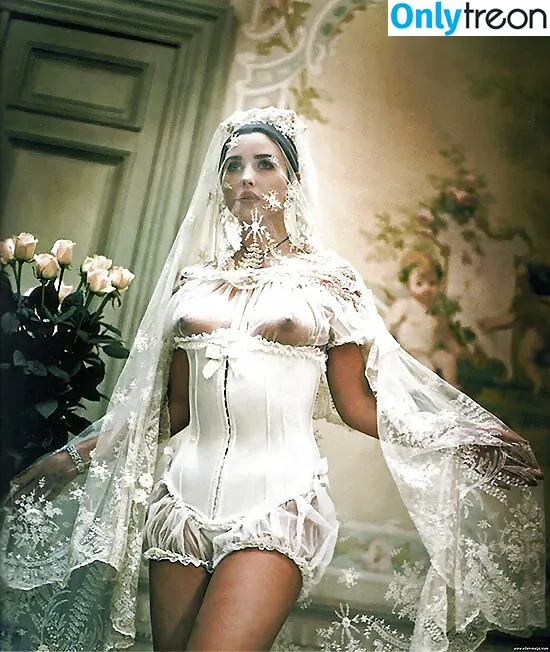 Monica Bellucci nude photo #0027 (aMonicaBellucci / bellucciginebra / monicabellucciofficiel)