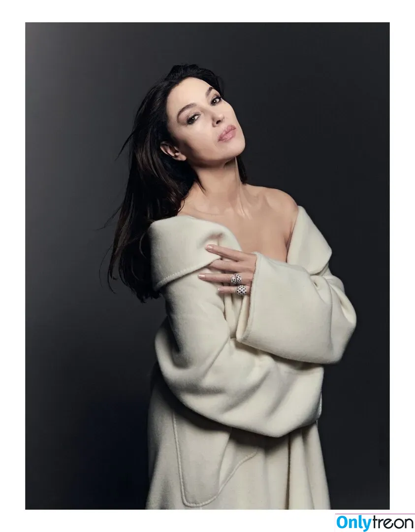 Monica Bellucci nude photo #0061 (aMonicaBellucci / bellucciginebra / monicabellucciofficiel)