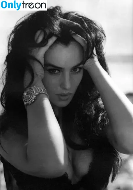 Monica Bellucci nude photo #0256 (aMonicaBellucci / bellucciginebra / monicabellucciofficiel)
