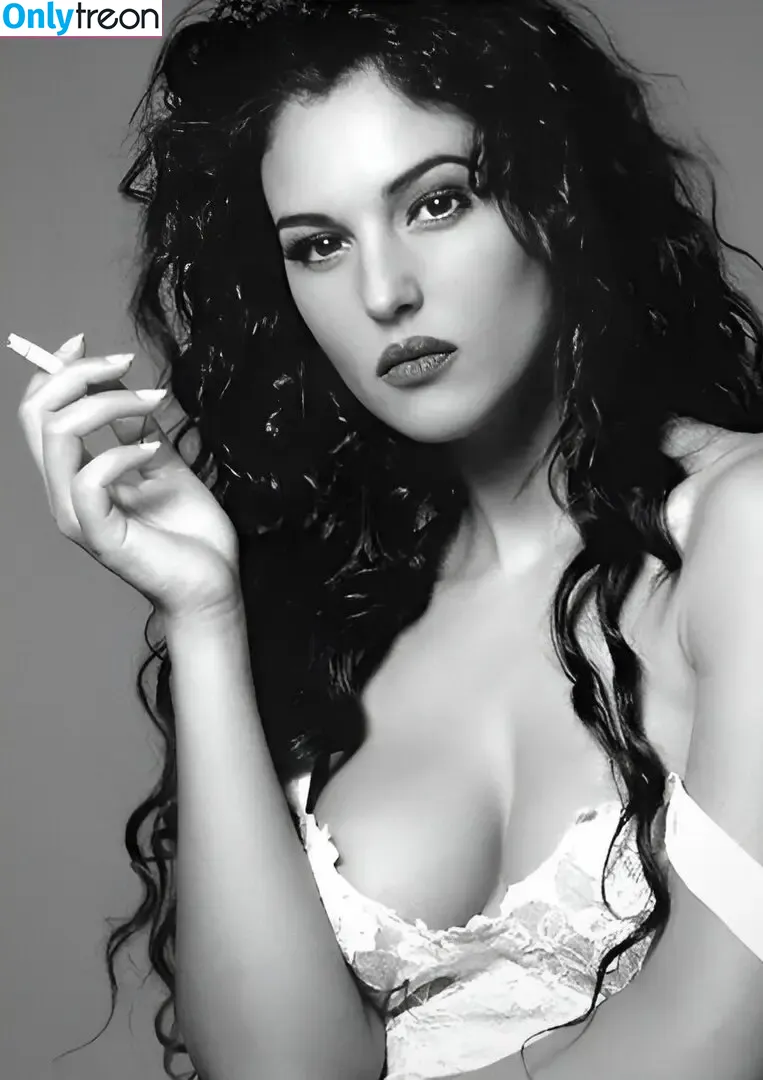 Monica Bellucci nude photo #0266 (aMonicaBellucci / bellucciginebra / monicabellucciofficiel)