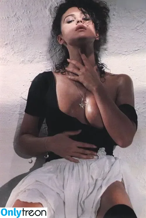 Monica Bellucci nude photo #0285 (aMonicaBellucci / bellucciginebra / monicabellucciofficiel)
