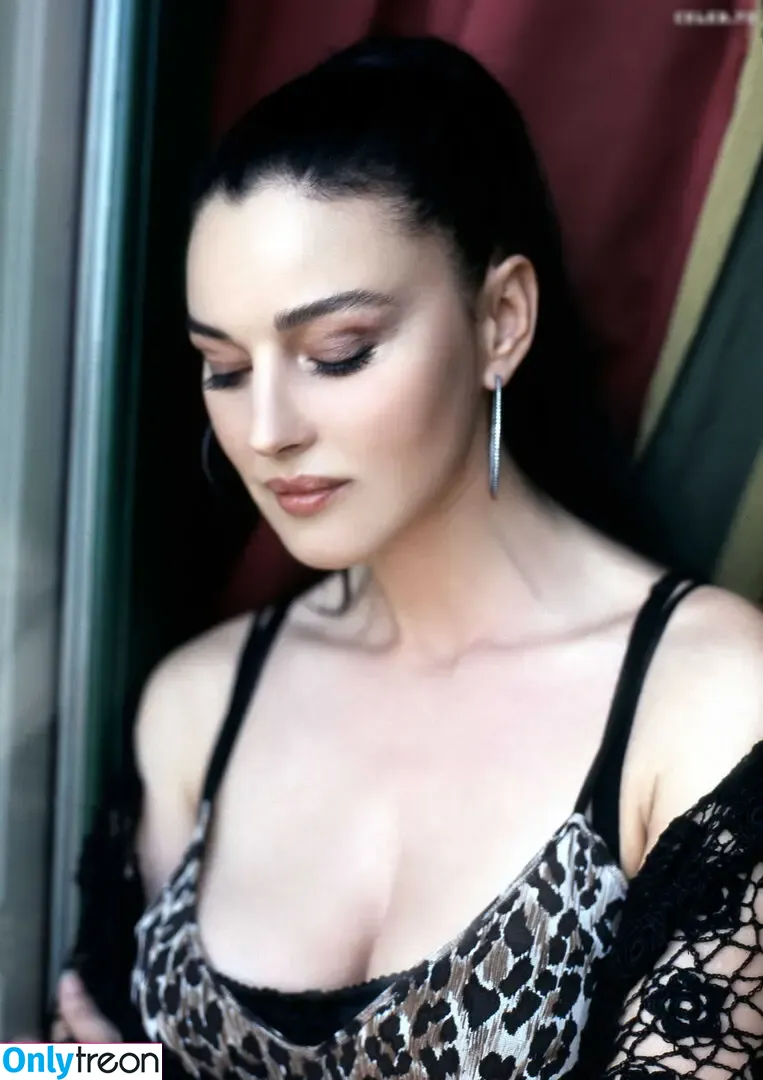 Monica Bellucci nude photo #0349 (aMonicaBellucci / bellucciginebra / monicabellucciofficiel)