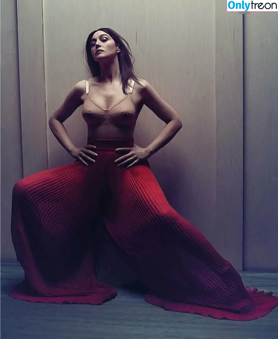 Monica Bellucci nude photo #0435 (aMonicaBellucci / bellucciginebra / monicabellucciofficiel)