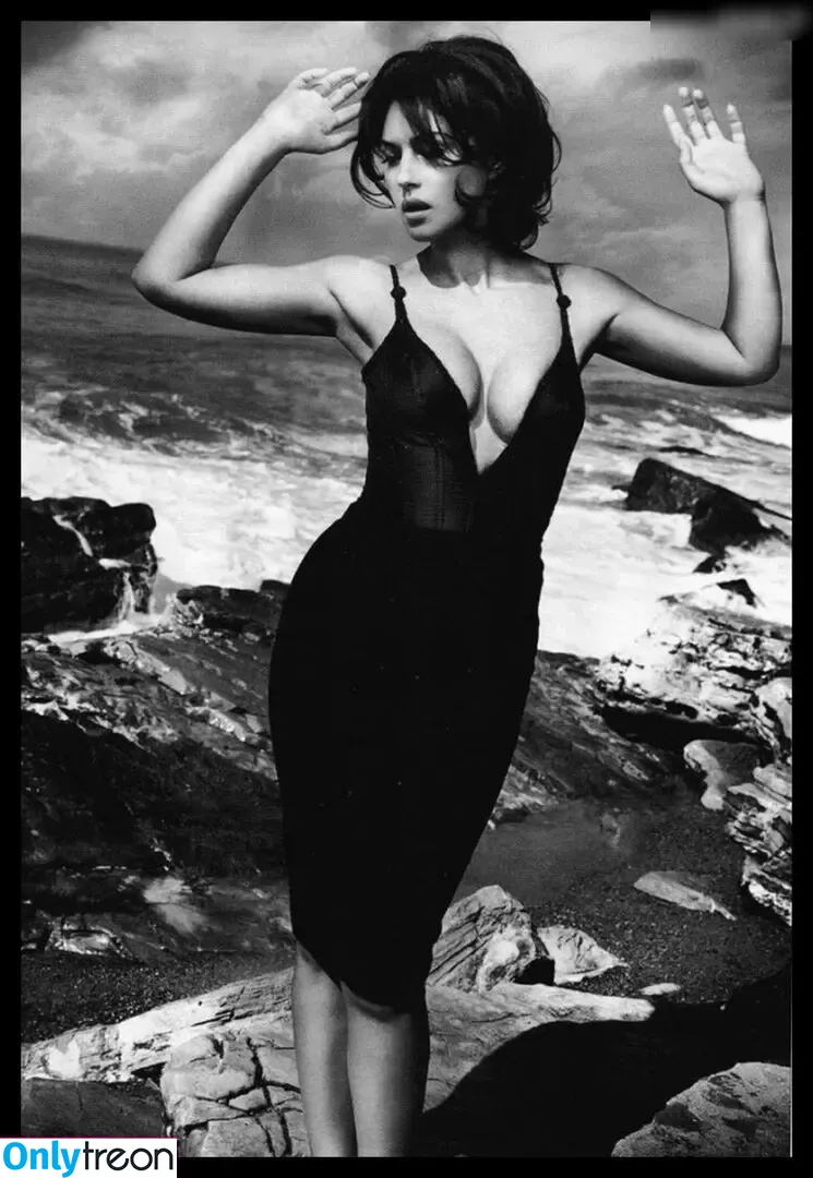 Monica Bellucci nude photo #0440 (aMonicaBellucci / bellucciginebra / monicabellucciofficiel)