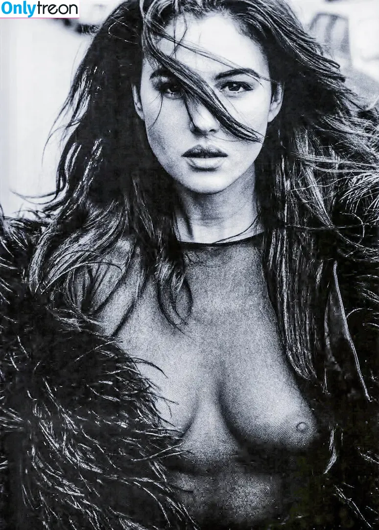 Monica Bellucci nude photo #0627 (aMonicaBellucci / bellucciginebra / monicabellucciofficiel)