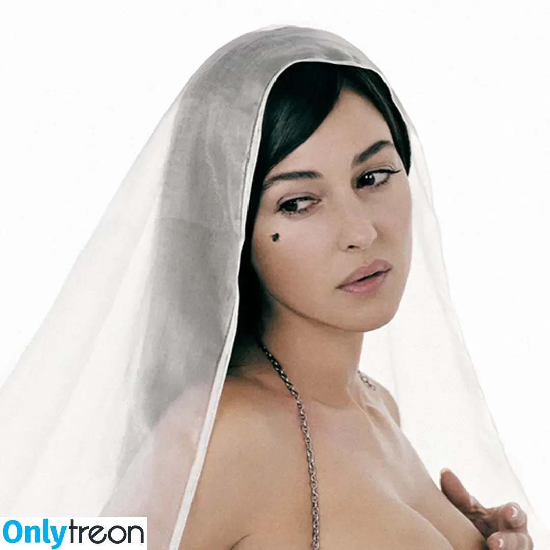 Monica Bellucci nude photo #0702 (aMonicaBellucci / bellucciginebra / monicabellucciofficiel)