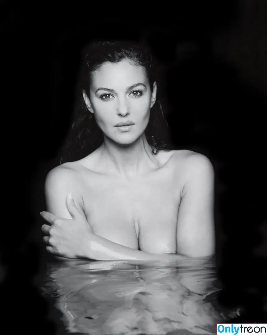 Monica Bellucci nude photo #0723 (aMonicaBellucci / bellucciginebra / monicabellucciofficiel)