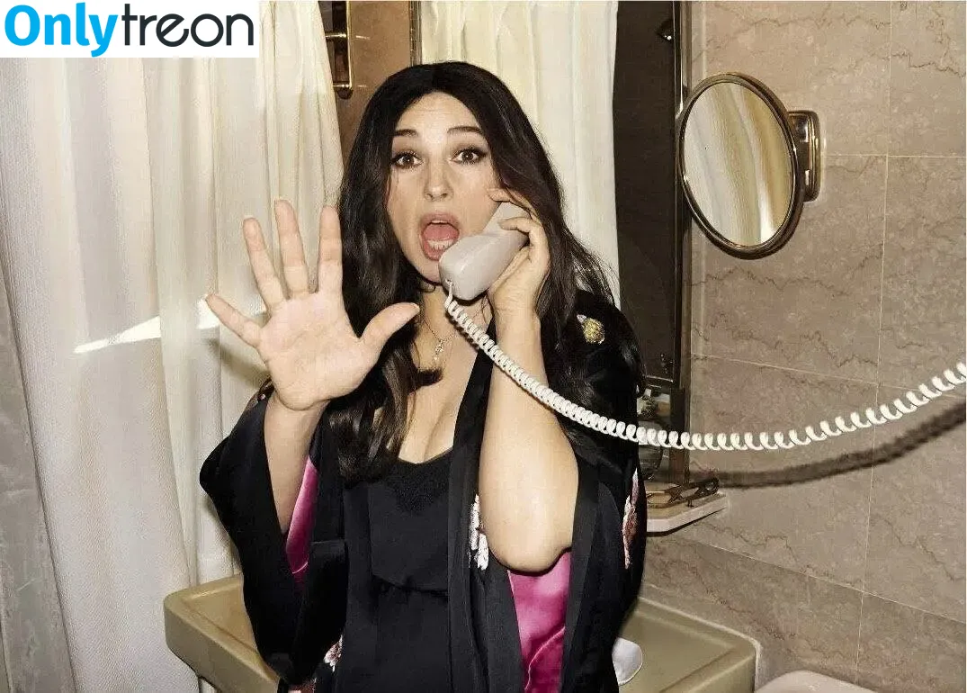 Monica Bellucci nude photo #0743 (aMonicaBellucci / bellucciginebra / monicabellucciofficiel)