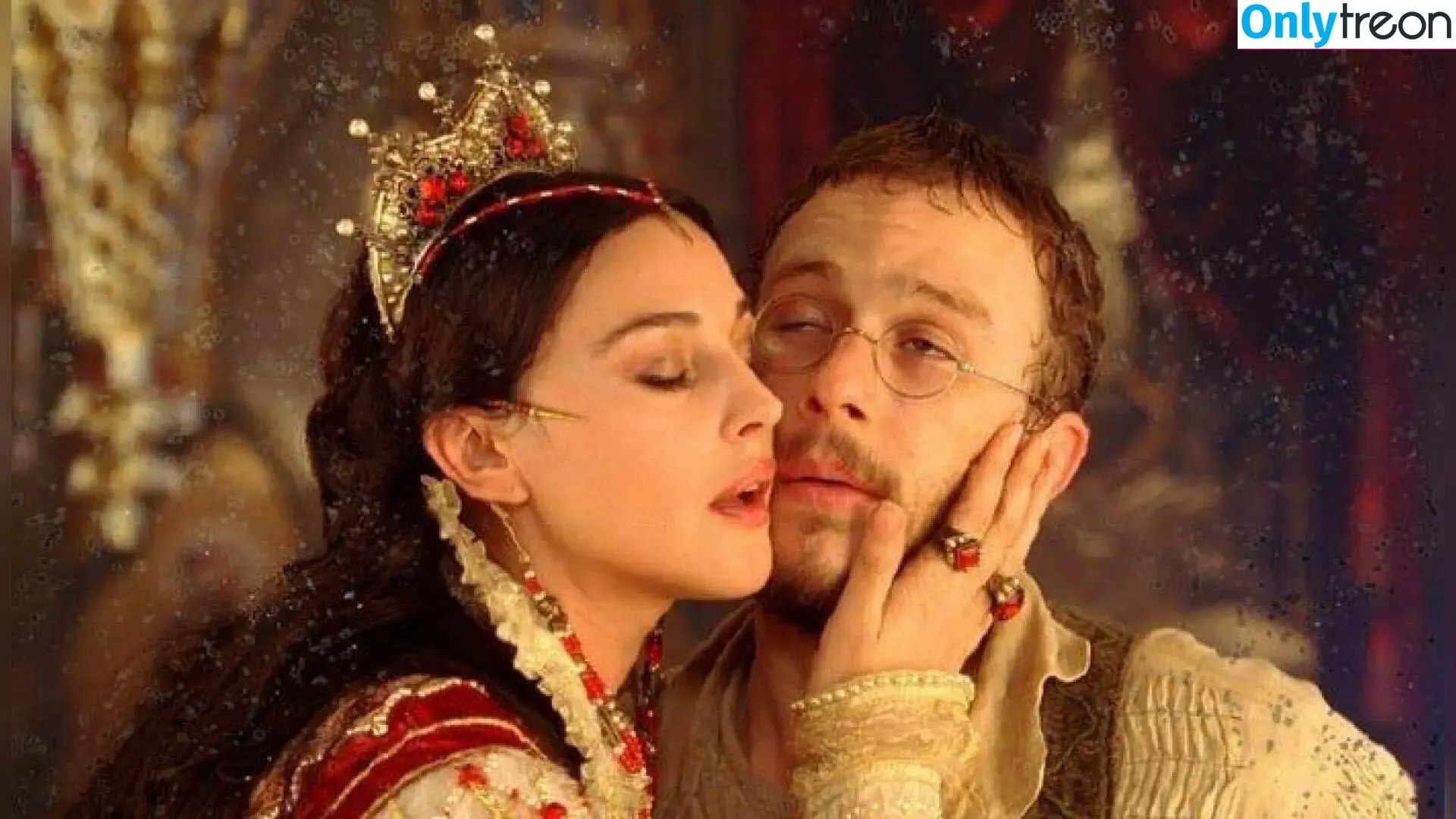 Monica Bellucci nude photo #0812 (aMonicaBellucci / bellucciginebra / monicabellucciofficiel)