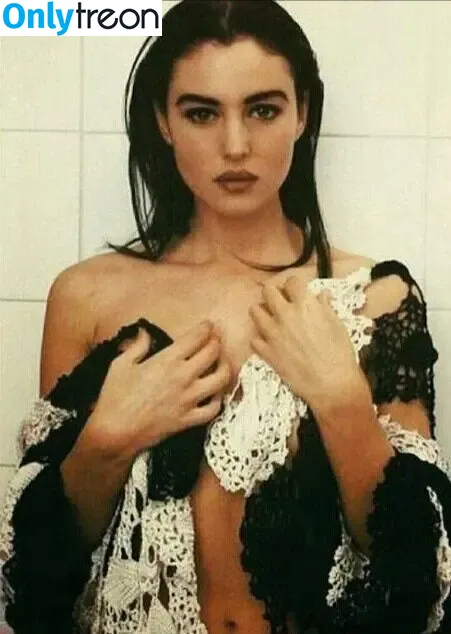 Monica Bellucci nude photo #0816 (aMonicaBellucci / bellucciginebra / monicabellucciofficiel)
