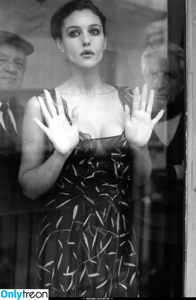 Monica Bellucci nude photo #0883 (aMonicaBellucci / bellucciginebra / monicabellucciofficiel)